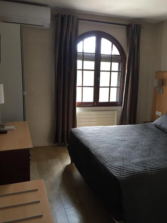 Logis Hotel Le Manoir & Lounge Apt